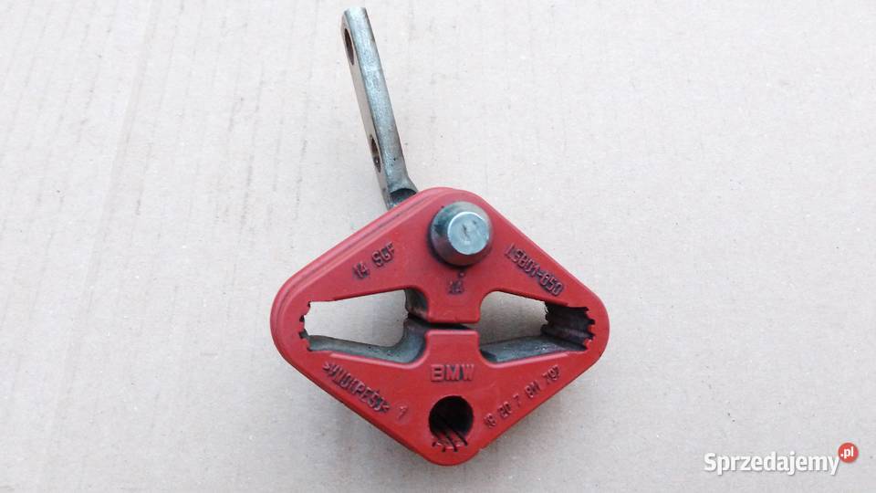 Wieszak tłumika wydechu BMW E60 E61 E63 E64 F01