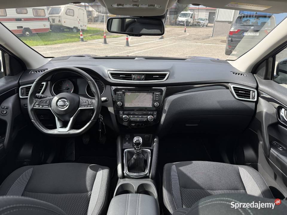 Nissan Qashqai 133 BENZYNA Klimatronik Nawigacja autoalarm Konin sprzedam