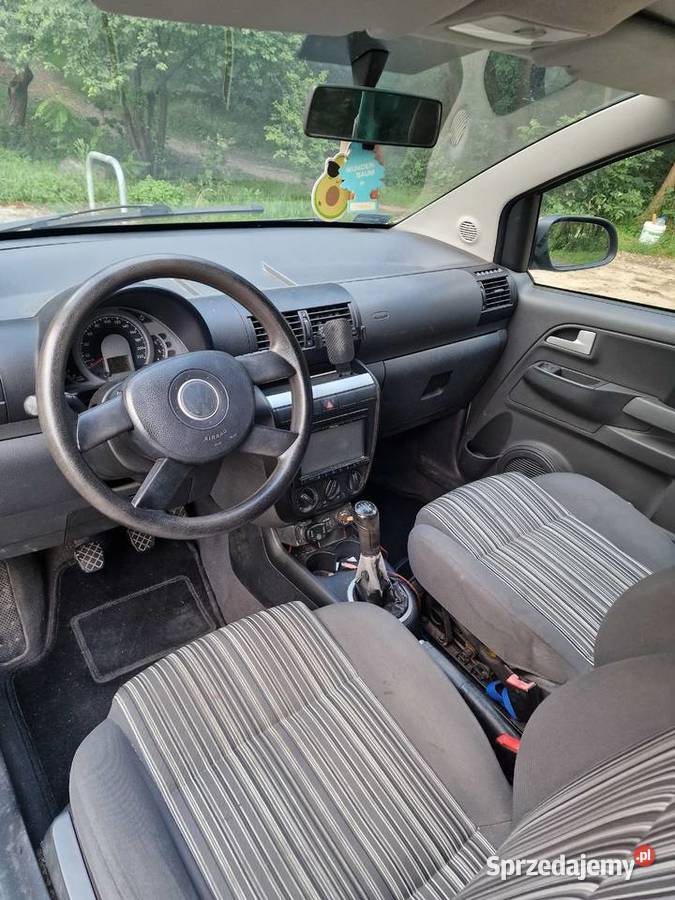 Volkswagen Fox 12 benzyna 2005 180 800 gniazdo USB Łódź