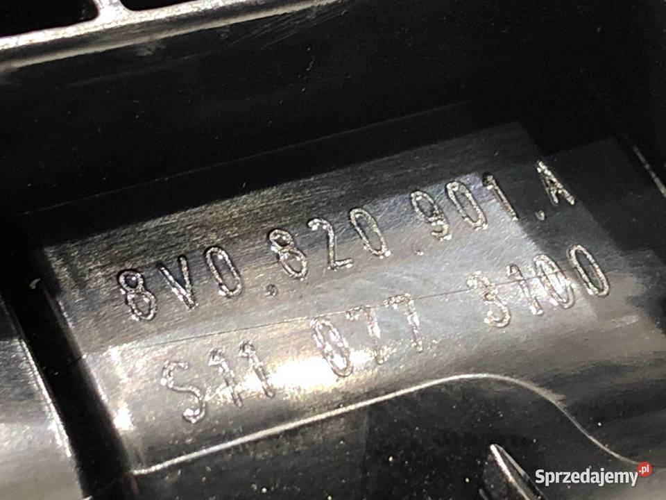 KRATKA NAWIEWU PRAWY PRZÓD AUDI A3 8V 8V0820901A Kratki nawiewu