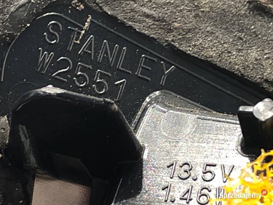 LAMPA TYŁ PRAWA WEWNĘTRZNA MAZDA CX5 Hatchback Lampy tylne