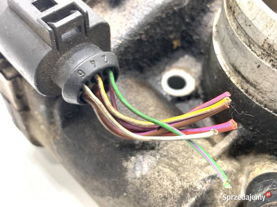 PRZEPUSTNICA AUDI A4 B6 06B133062H 20 130 0005