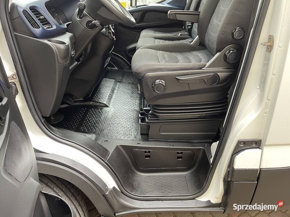 Iveco Daily L3H2 Chłodnia Bliźniaki 370000km łódzkie Rawa Mazowiecka sprzedam