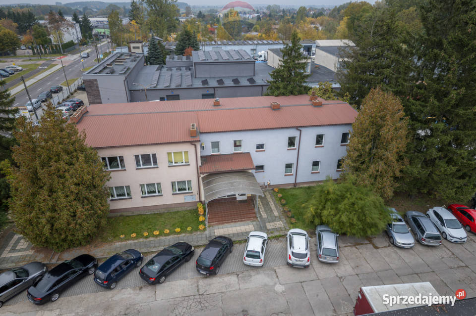 Budynek użytkowy wielofunkcyjny Rok budowy 2000 Ciechanów