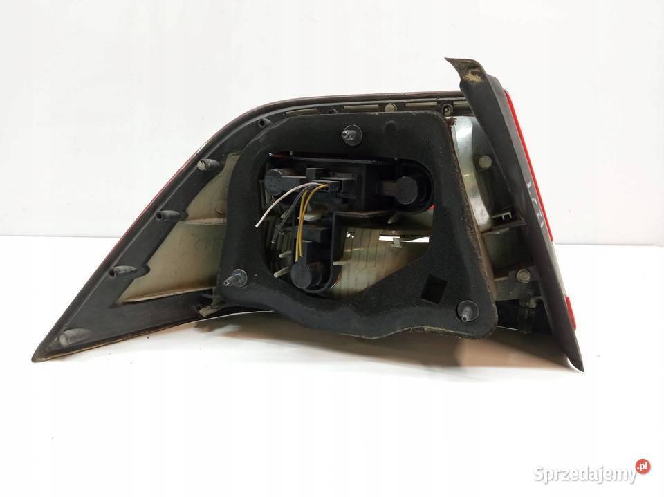LAMPA TYŁ PRAWA SEDAN EU Saab 93 II 20022014