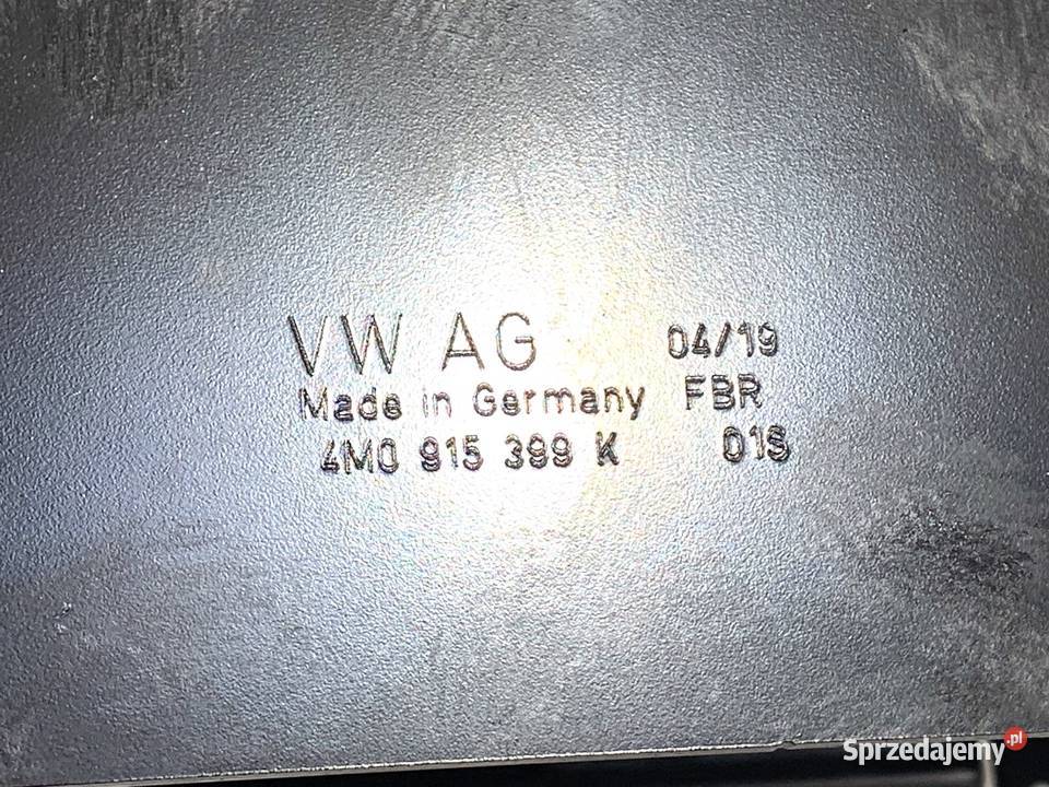 OBUDOWA AKUMULATORA AUDI Q8 4M0915399K 30 286