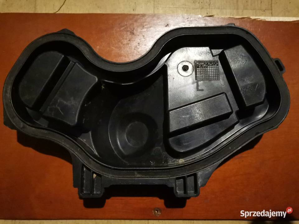 BMW E87 PRAWA LEWA ZAŚLEPKA LAMPY PRZÓD