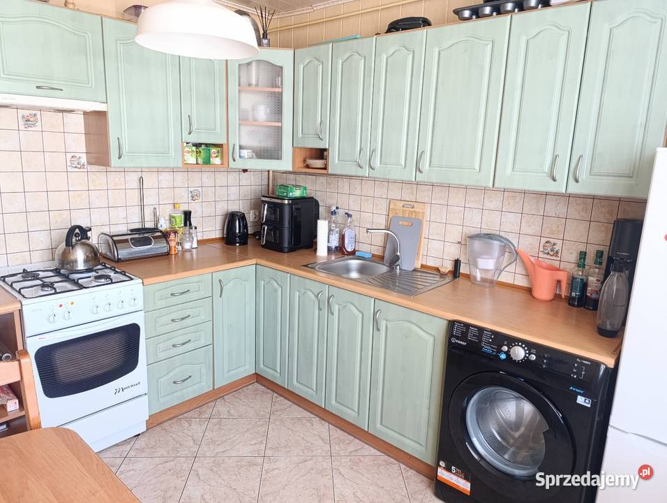 Mieszkanie 60m2 3 pokoje Liczba pokoi 3 Bidziny sprzedam