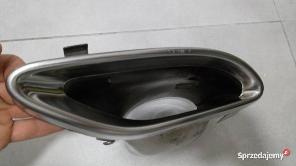 KOŃCÓWKA WYDECHU PRAWA MERCEDES CKLASA W205