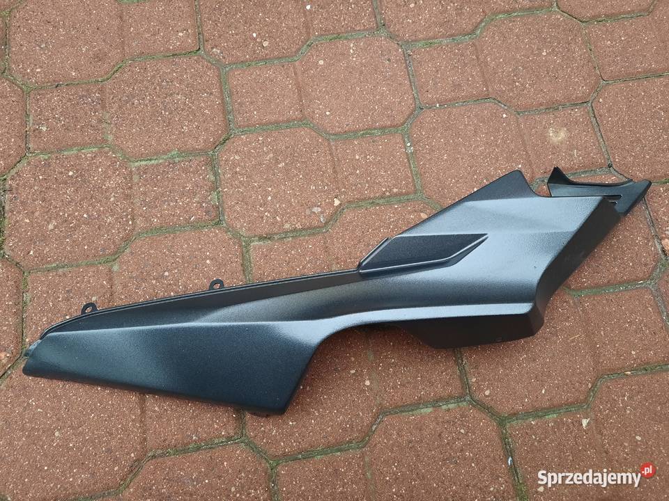 Boczek osłona lewy dół Honda Forza NSS 125 Elementy nadwozia