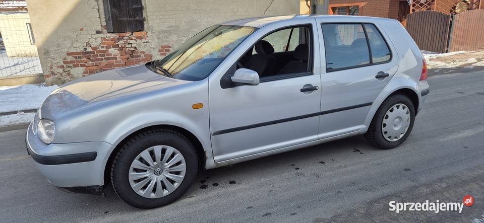VW GOLF 4 HATCHBACK 1400 BENZYNA radio Głogów
