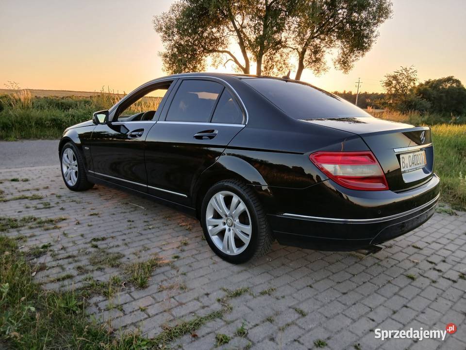 Mercedes C220 Avantgarde Czarny Bezwypadkowy z Gołuchów