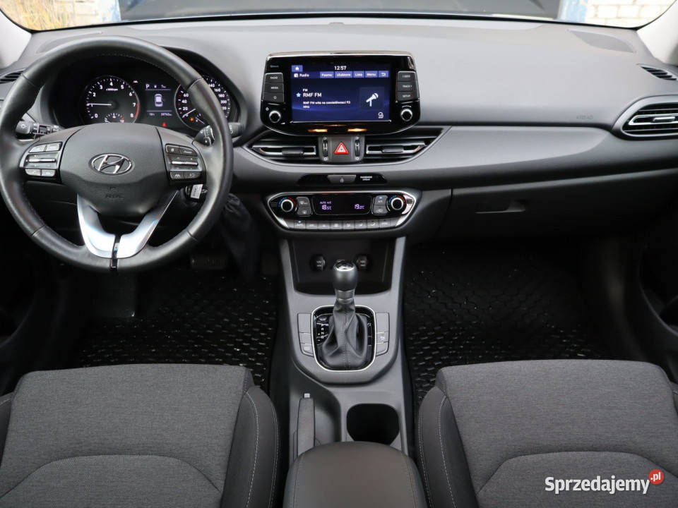 Hyundai i30 10 TGDI łopatki zmiany biegów Katowice