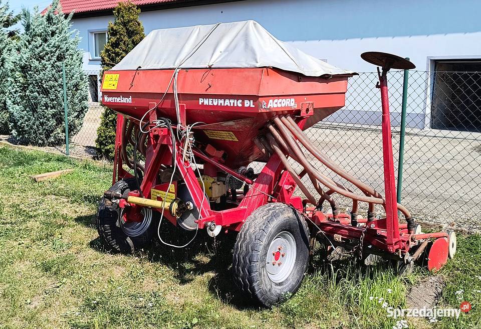 Siewnik accord DL redlice talerzowe