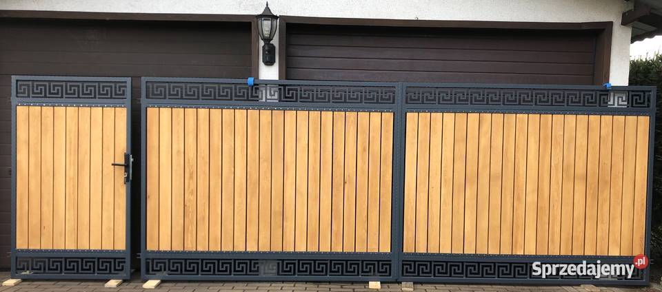 D2 Brama dwuskrzydłowa wjazdowa kuta drewno