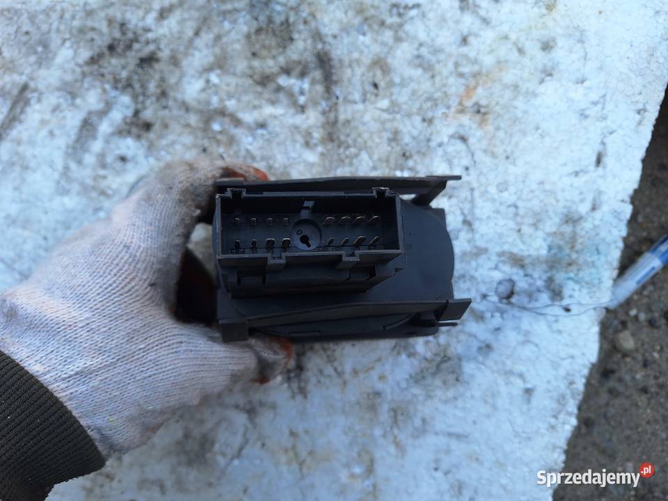 Panel Włącznik Świateł Ford Focus 07r sprzedam