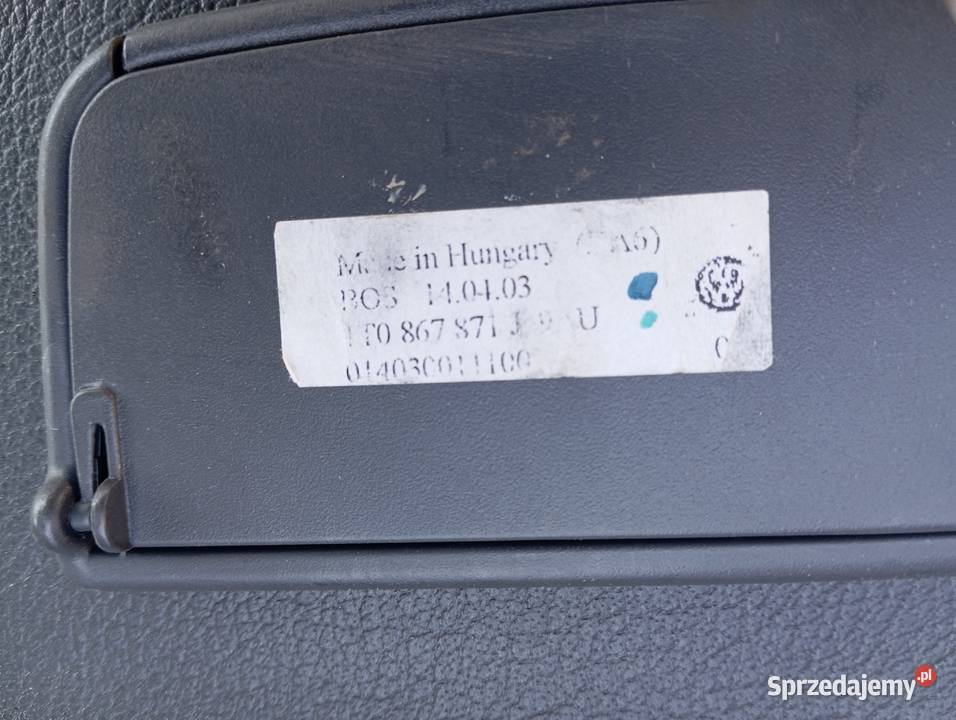 VW TOURAN 1T0 Roleta bagażnika Oryginał Wyposażenie wnętrza Lubin