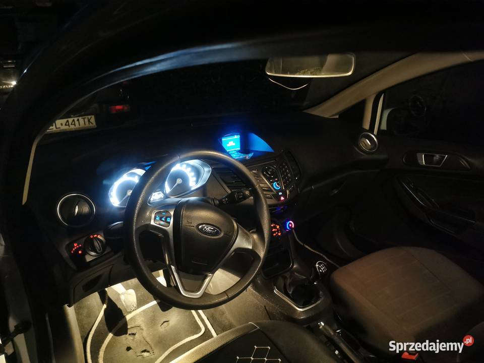Ford Fiesta mk7 2014 1500cm3 Piotrków Trybunalski