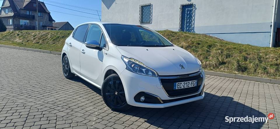 Peugeot 208 12 82 Wadowice sprzedam