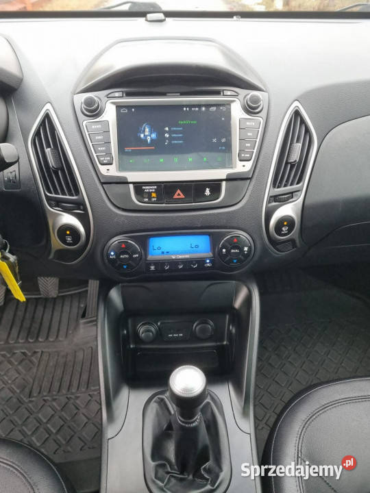 Hyundai ix35 20 Benzyna 163 Bezwypadkowy światła przeciwmgielne śląskie Wojkowice Kościelne