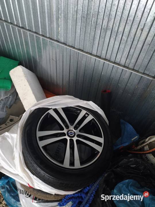 Volvo V60 T5 245 stan Perfect 2000cm3 Świątniki Górne