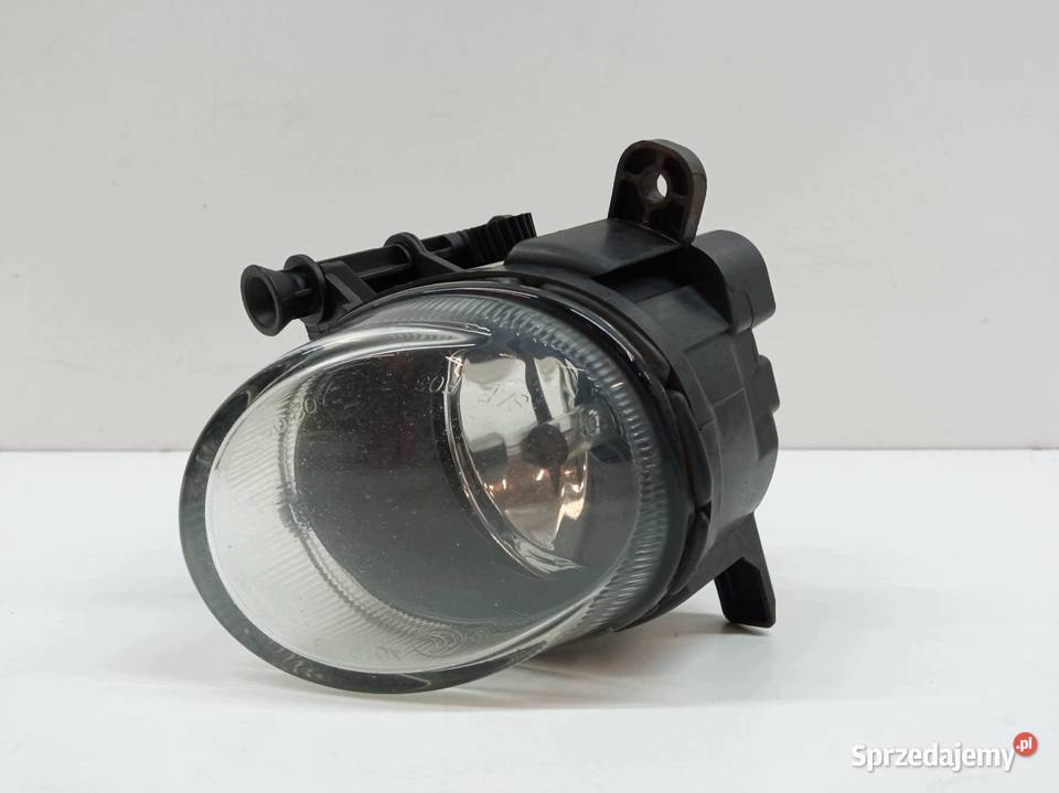 HALOGEN PRZÓD LEWY PRAWY KPL 8T0941700E Lampy przeciwmgielne świętokrzyskie