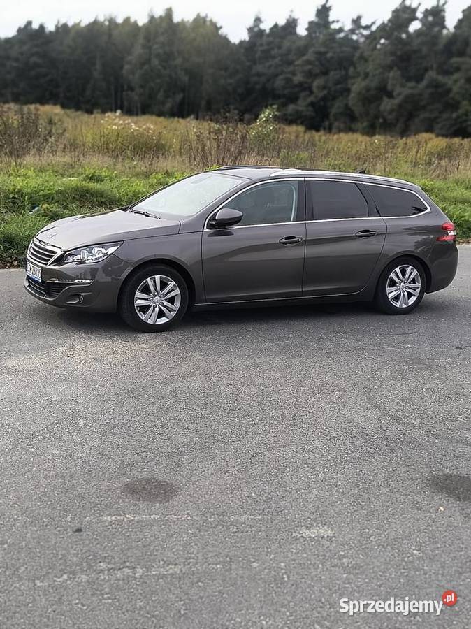 Peugeot 308 T9 12 benzyna 2014r grafitowy Świecie
