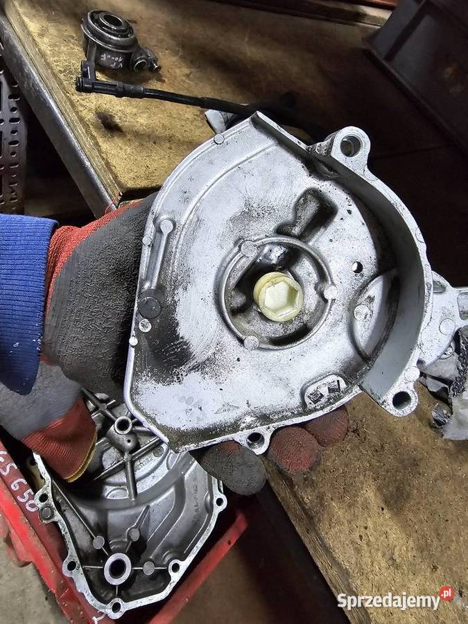 Honda CBR 1000f sc21 pokrywa osłona dekiel lewy Jelenia Góra