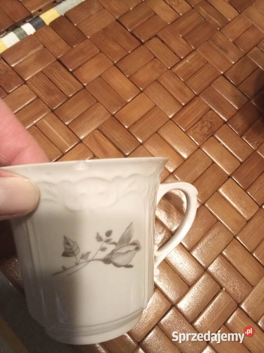 Prl Filiżanki porcelana Chodzież kwiaty 4 Łódź