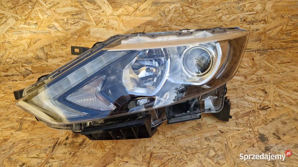 NISSAN XTRAIL LAMPA PRZÓD PRZEDNIA LEWA EUROPA Słowikowo