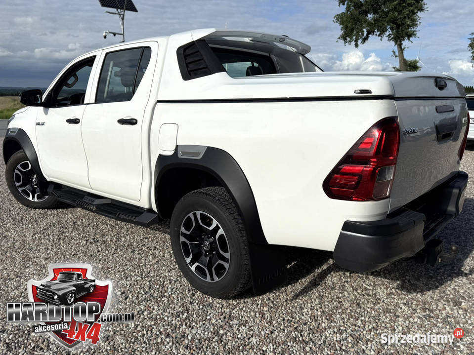 Poszerzenia Błotników OEM Fender Flares Toyota Pasłęk