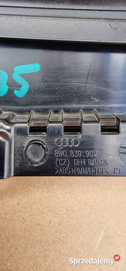AUDI A4 B9 LISTWA NAKŁADKA DRZWI PRAWY TYŁ Bieleń