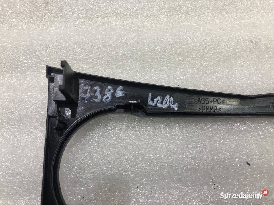 RAMKA RADIA MERCEDES W204 A2046800390 wielkopolskie