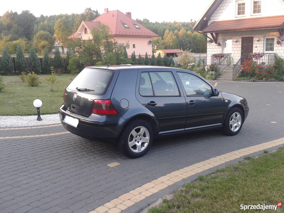 Sprzedam Vw Golf 4 1 właściciel mały przebieg 70KM Ostrowiec Świętokrzyski