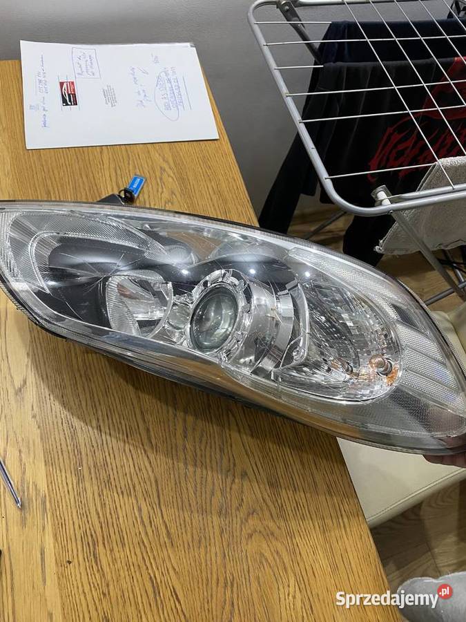 Lampa Volvo C30 lift lewa osobowe Płock