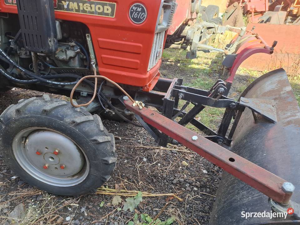 Ciągnik YANMAR YM1610 D z pługiem i piaskarką Jasło sprzedam