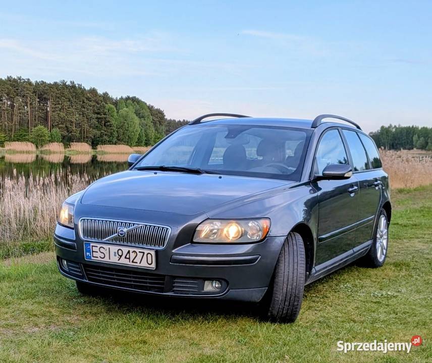Volvo V50 24 z gazem 170 Prywatnie doinwestowane szary Zapole