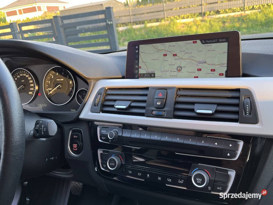 BMW 318i 2018 niski przebieg salon Polska Gniezno
