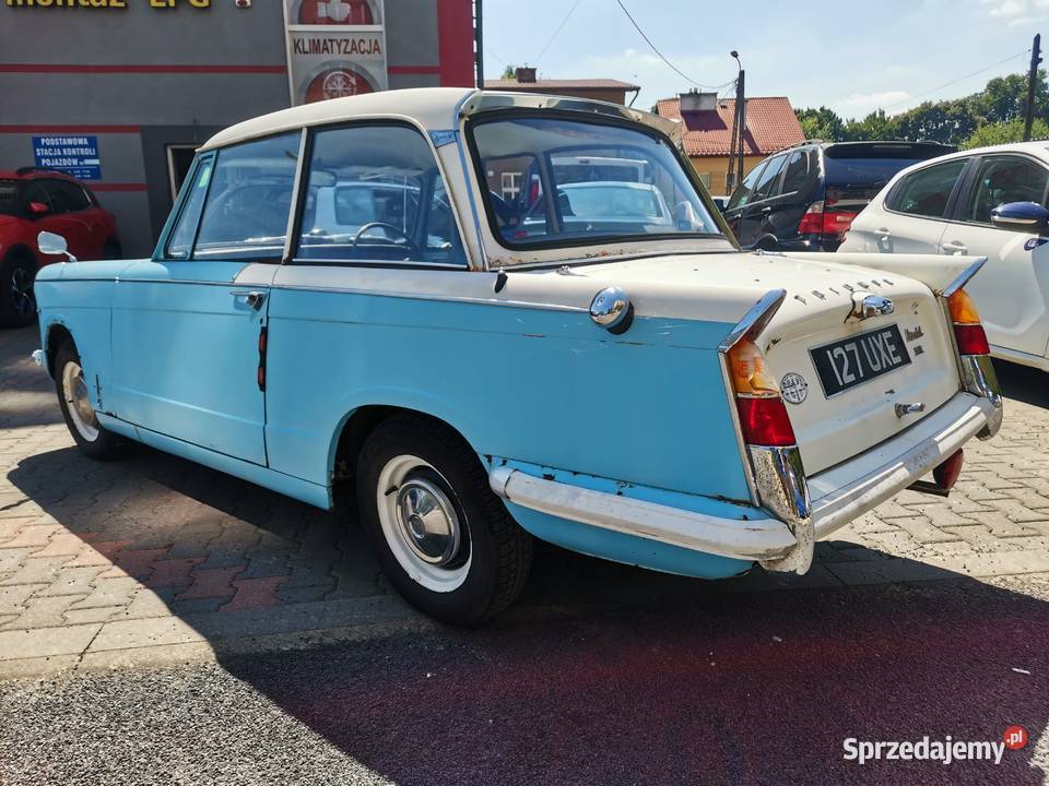 Triumph Herald klasyk zabytkowy silnik pali auto manualna Tarnów