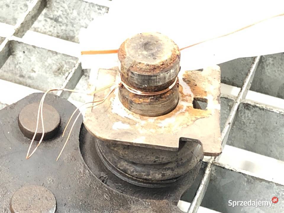 WAHACZ PRAWY PRZÓD MERCEDES CITAN Hatchback 1221