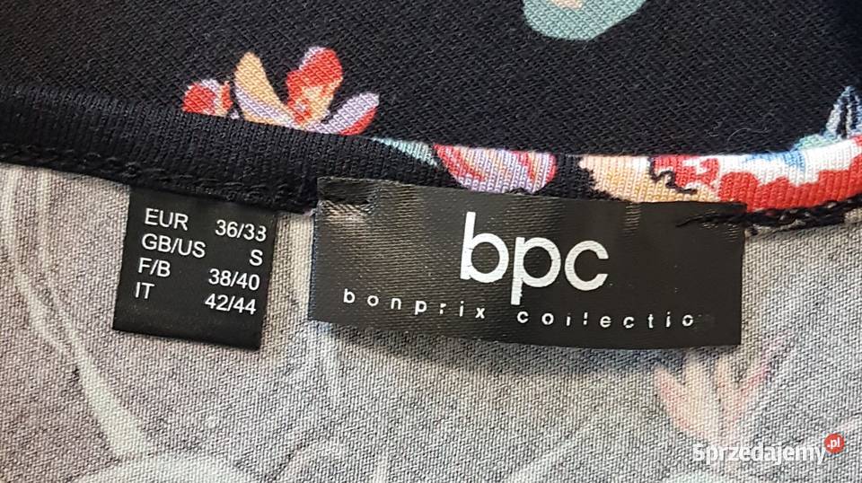 Damska sukienka czarna w kwiaty z krótkim czarny Chrzanów