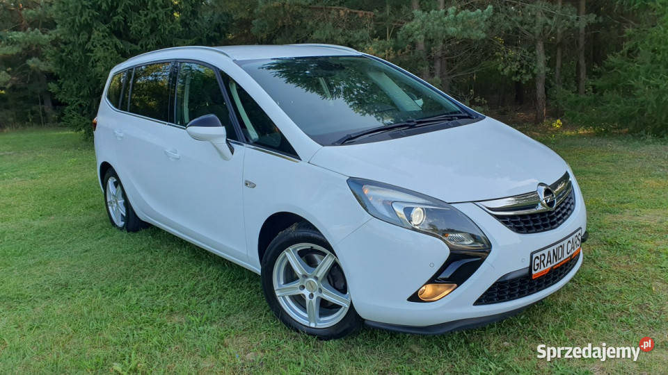 Opel Zafira Tourer 16 ecoFlex 136 Navi Xenon Par Rok produkcji 2014 Chmielnik
