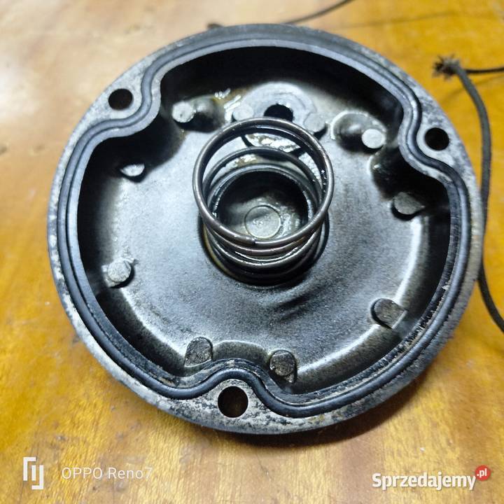 Suzuki GS 550 L 78r pokrywa filtra oleju Łubno
