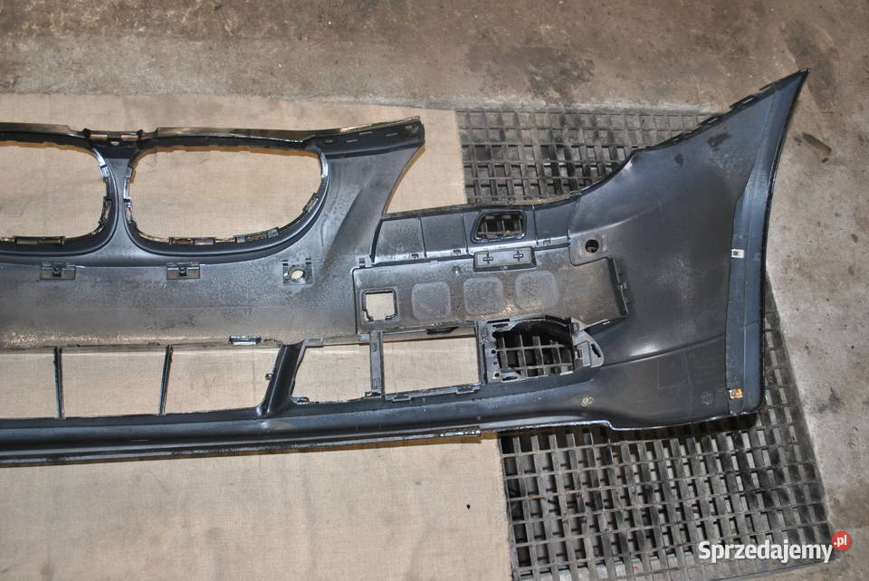 Zderzak Przedni BMW E60 E61 PRZEDLIFT PDC śląskie Poręba