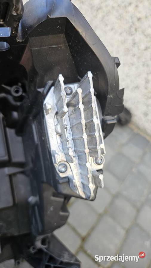 RENAULT CLIO V 1923 LAMPA PRZÓD LEWA PRAWA FULL Szarów