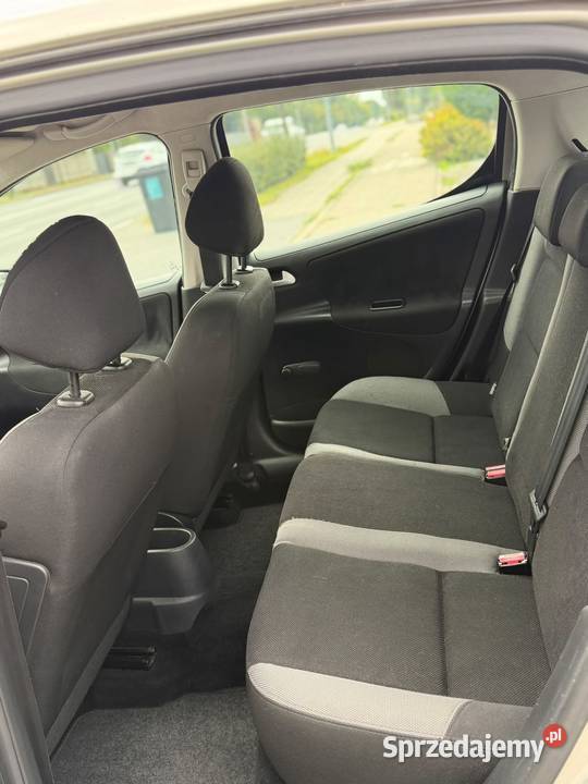 Peugeot 207 14 Benzyna 95 2008 r RATY Częstochowa
