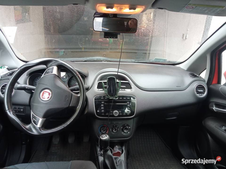 Fiat Punto 2012 nieuszkodzony Dąbrowa Górnicza