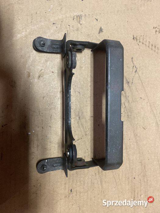 Suzuki GSF 400 Bandit wspornik mocowanie stelaż