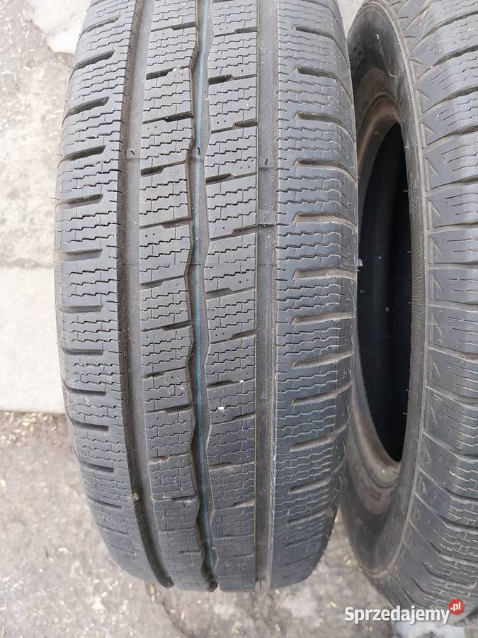 Opony zimowe 195 70 r15 c 2 Pińczów