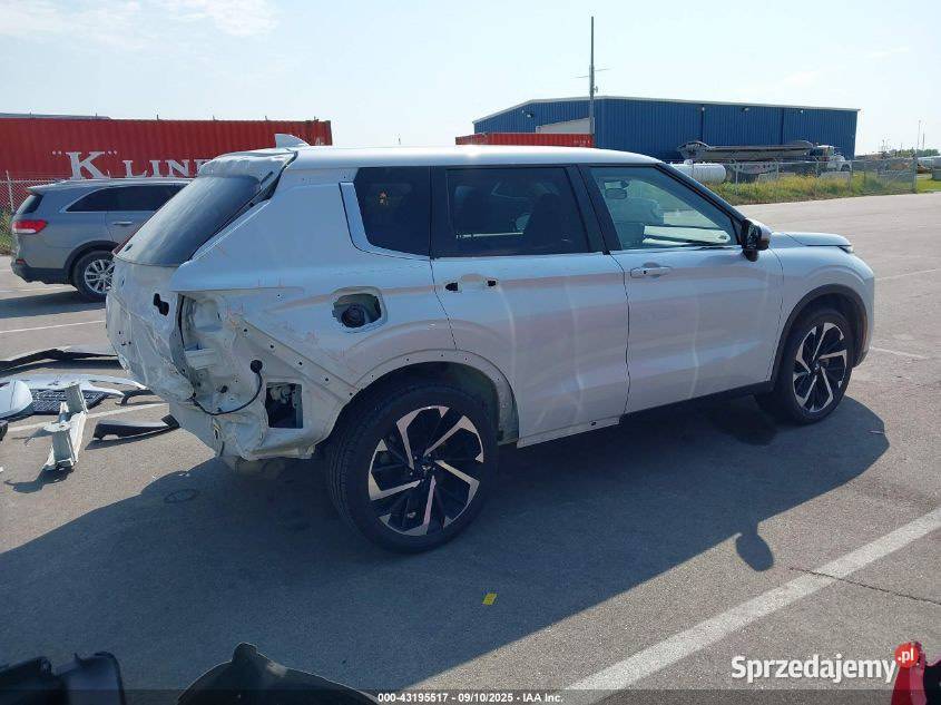 2024 MITSUBISHI OUTLANDER SE 25 SAWC mazowieckie Kobyłka